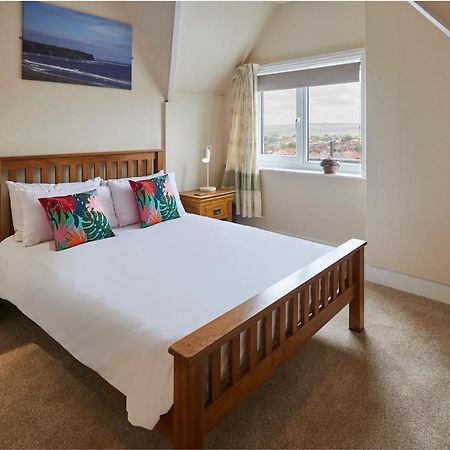 Host & Stay - The Garret Suite Whitby Exterior photo