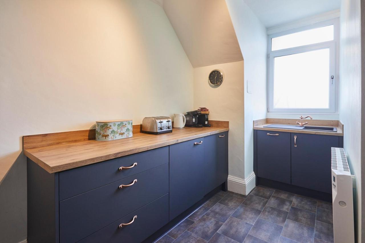 Host & Stay - The Garret Suite Whitby Exterior photo