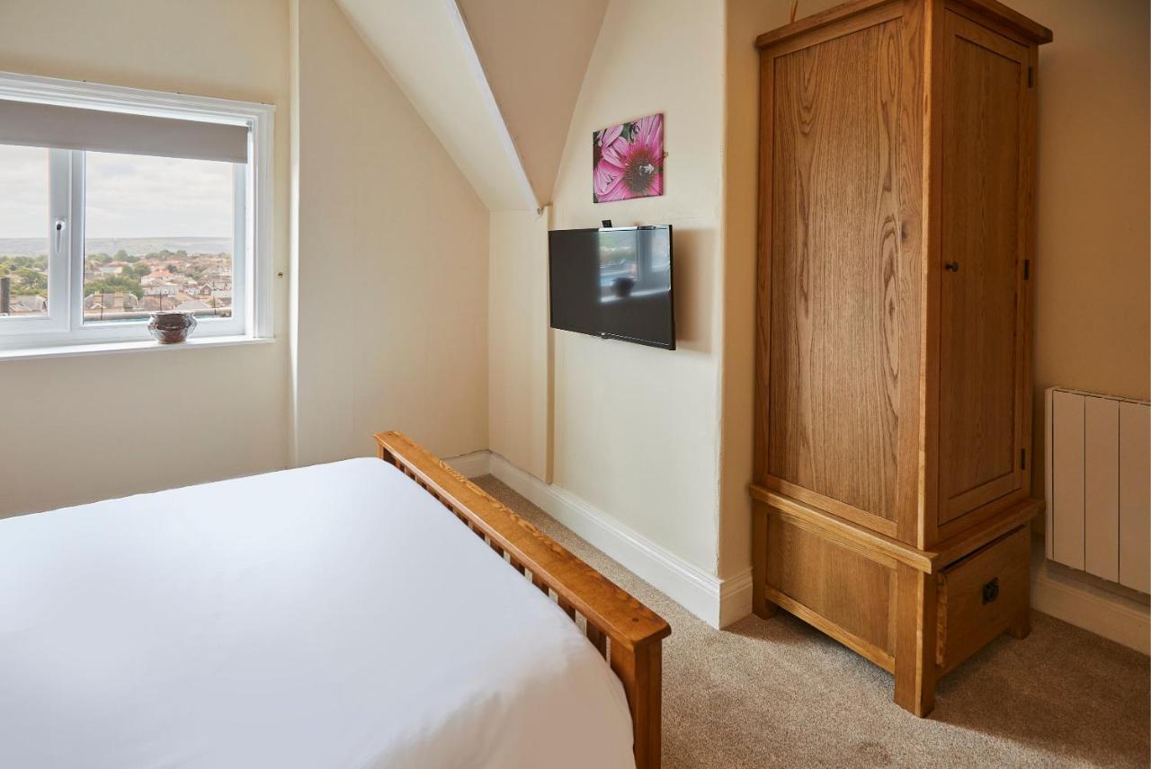 Host & Stay - The Garret Suite Whitby Exterior photo
